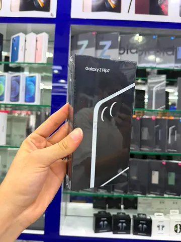 Samsung Galaxy Z Flip 7