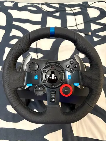 Logitech G29 Driving Force Racing Wheel