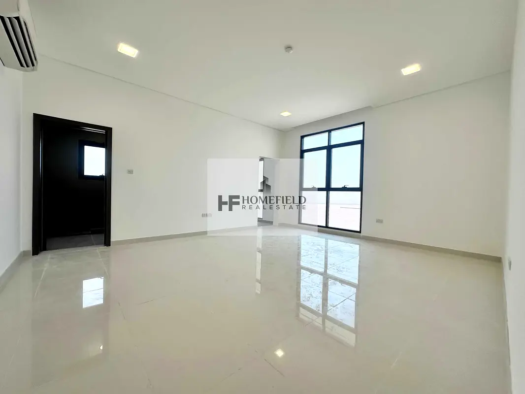 Brand new|Big studio with private entrance|kitchen and bathroom