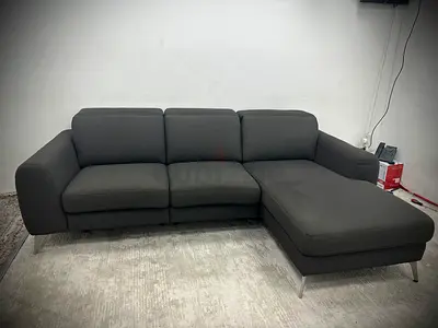 Looks great condition bococept lshape sofa