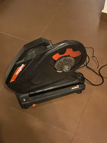 Magene T300 Smart Indoor Bike Trainer (direct drive cassette attached)