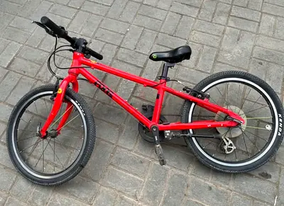 FROG 52 bike for 5-7 yrs old