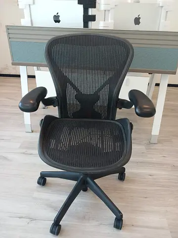 For Sale Herman Miller Aeron Chair Size B And C Fully Loaded Posture Fit