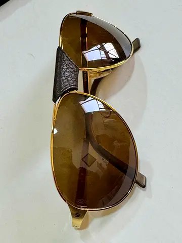 Cartier original Men's aviator sunglasses with gold frame and brown lenses