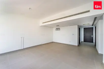 Ready To Move In I Stunning Townhouse I Call Now