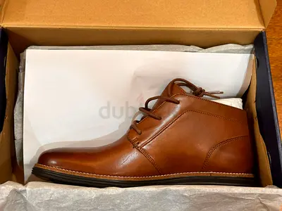 Men's Brown Leather Chukka Boots - brand new