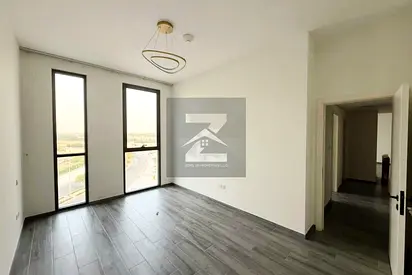 Modern Lay-out | Closed Kitchen | Excellent Community