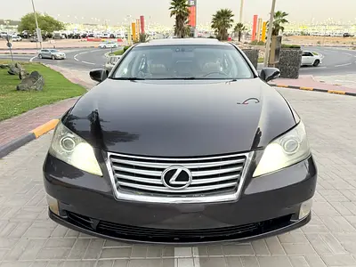 Well Maintained 2011 Lexus ES 350 - American Specs - Silver