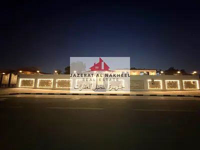 للبيع فيلا فاخره الشهباء الشارقه بموقع مميز ع زاويه مجدده بالكامل لاتحتاج لاي صيانه او مصاريف ديكورات جبس بورد اضاءه مخفيه تتكون من اربع غرف نوم ومجل