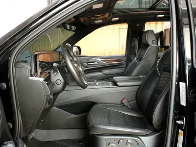 صورة 11 لـ 2022 Cadillac ESCALADE
