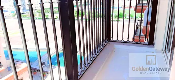 Vacant Soon I Corner Unit I Bright Modern Layout
