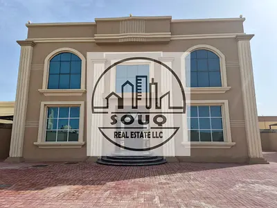 5 BR Villa with Landmark View in Northern Emirates