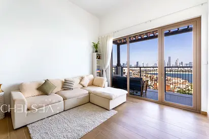 SEA AND MARINA VIEW | MULTIPLE OPTION | HIGH FLOOR