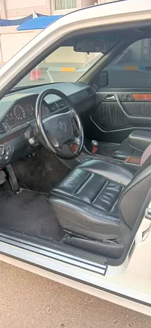 1992 Mercedes-BENZ E-CLASS 照片 7