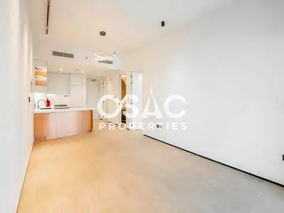 Semi Furnished 1BR | Stylish Living | Near Mall