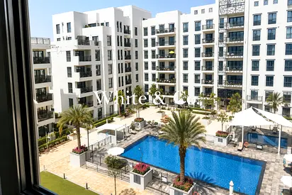Pool View | High Floor | Family Community