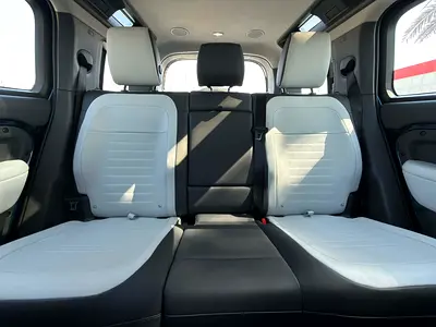 2026 LAND Rover DEFENDER — миниатюра 16