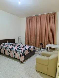 Fully furnished executive bachelor bed space available shabiya 12