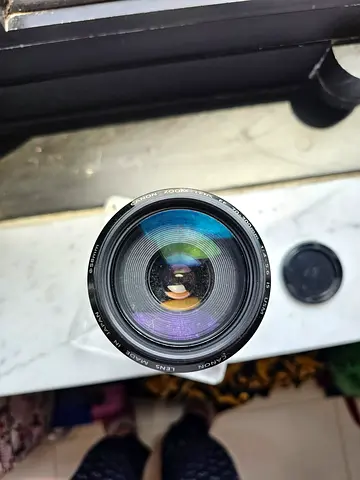 CANON 70-300mm f/4-5.6 Zoom Lens