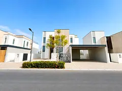 Stanalone Villa | 5Br | Rooftop | Cloce Kitchen |