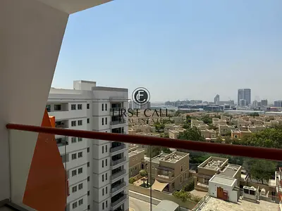 Prime Location | Near to upcoming Metro | Villa view | Multiple Options