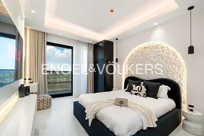 High floor | Open View | Newly Upgraded | Vacant