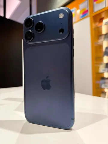 2TB iPhone 17 Pro Max Physical +Esim