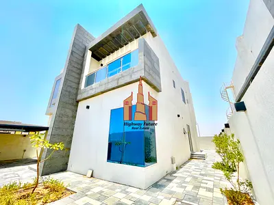 Spacious 4Bhk Villa With Separate Majlis Hall Maids room Pentry All master Built in Wardrobes 150K