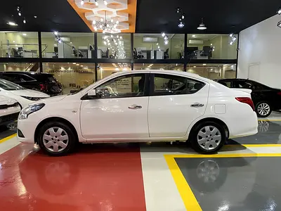 2022 Nissan SUNNY 照片 4