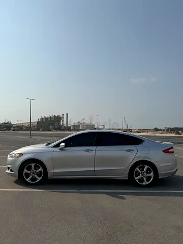 Ford Fusion SE 2016 GCC Specs - Well Maintained