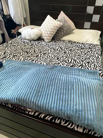 Bed and mattress