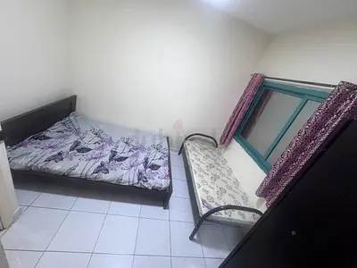 Bed space Excutive type for South Indian bachelor behind mega mall Budaniq