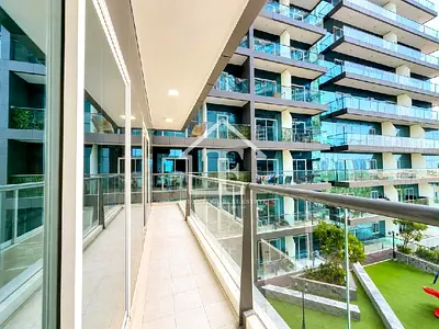 Park View | Prime Location | Multiple Cheques