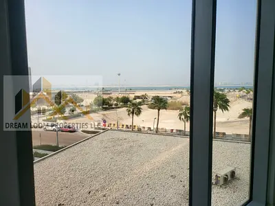 READY TO MOVE IN/WITH BALCONY/CITY VIEW