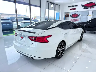 2018 Nissan MAXIMA 照片 10