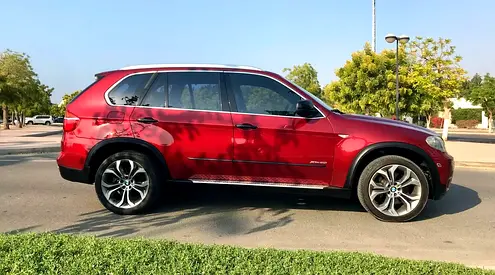 BMW X5 xDrive50i 2013 Top GCC Specs// AWD