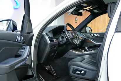 2020 BMW X5 缩略图 9