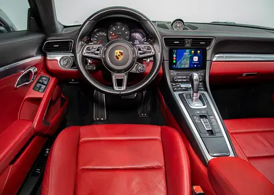 2017 Porsche 911 thumbnail 6