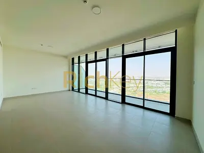 Golf Course View | Well Maintained |Vacant & Ready