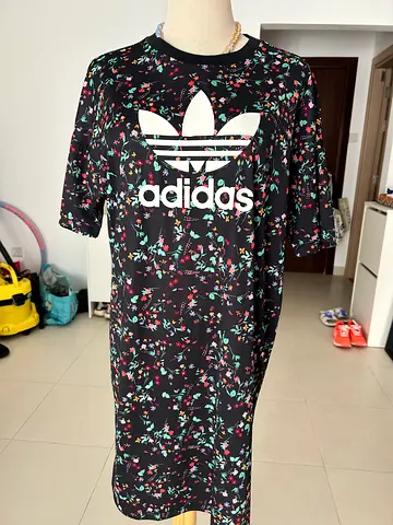 Adidas floral print oversized T-shirt dress, size М, New