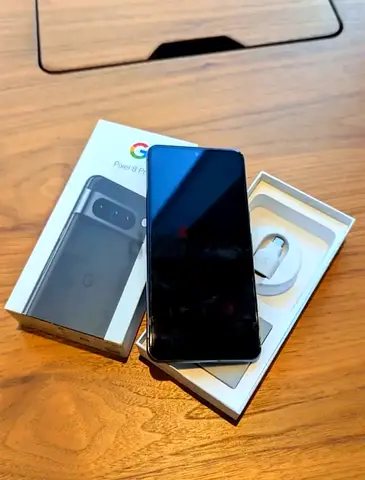 Google Pixel 8 Pro Max with box and charger - Good condition