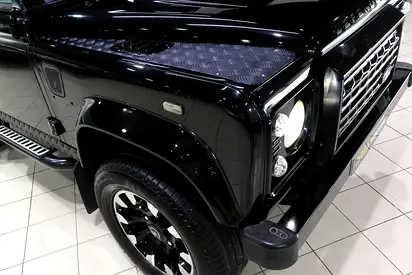 2010 LAND Rover DEFENDER — миниатюра 16