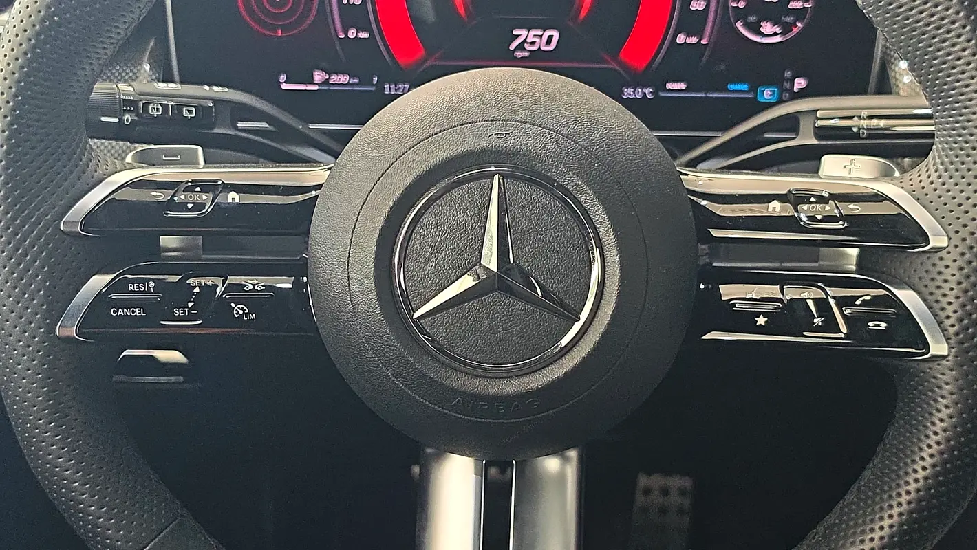 Mercedes-Benz GLC-Class 2026