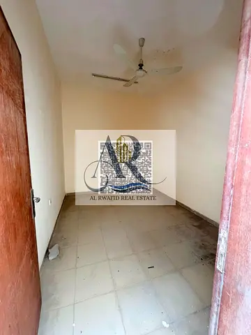 يتوفر سكن عمال للإيجار في منطقة الجرف 2 – عجمان، مناسب للشركات التي تبحث عن سكن منظم ومجهز للعمال والموظفين.