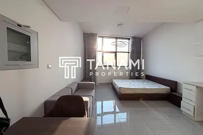 Modern Studio| Prime Location| Bright & Spacious