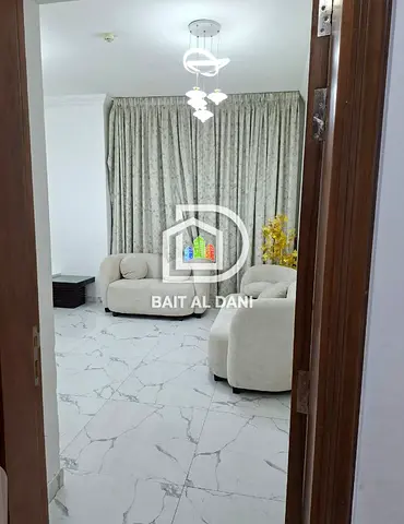 مشروع الواجهة البحرية شقة بغرفة نوم واحدة بتشطيب رخام فاخر خطة خمسة أشهر موقف سيارات مغطى صالة رياضية ومسبح مجانًا على بُعد مسافة سير من نيستو ويونين