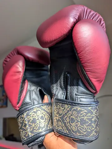 NEW Venum Power 2.0 Gloves