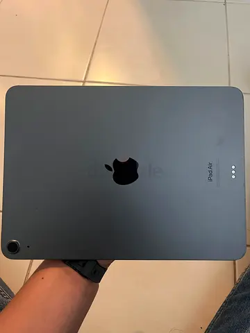 Ipad air 5 ( A2588 ) model