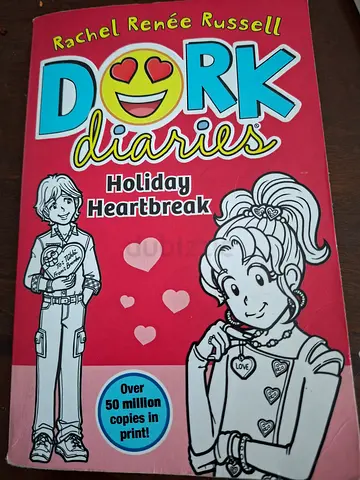DORK DIARIES HOLIDAY HEARTBREAK URGENT