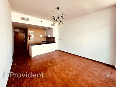 Vacant Studio | with balcony | JVT view